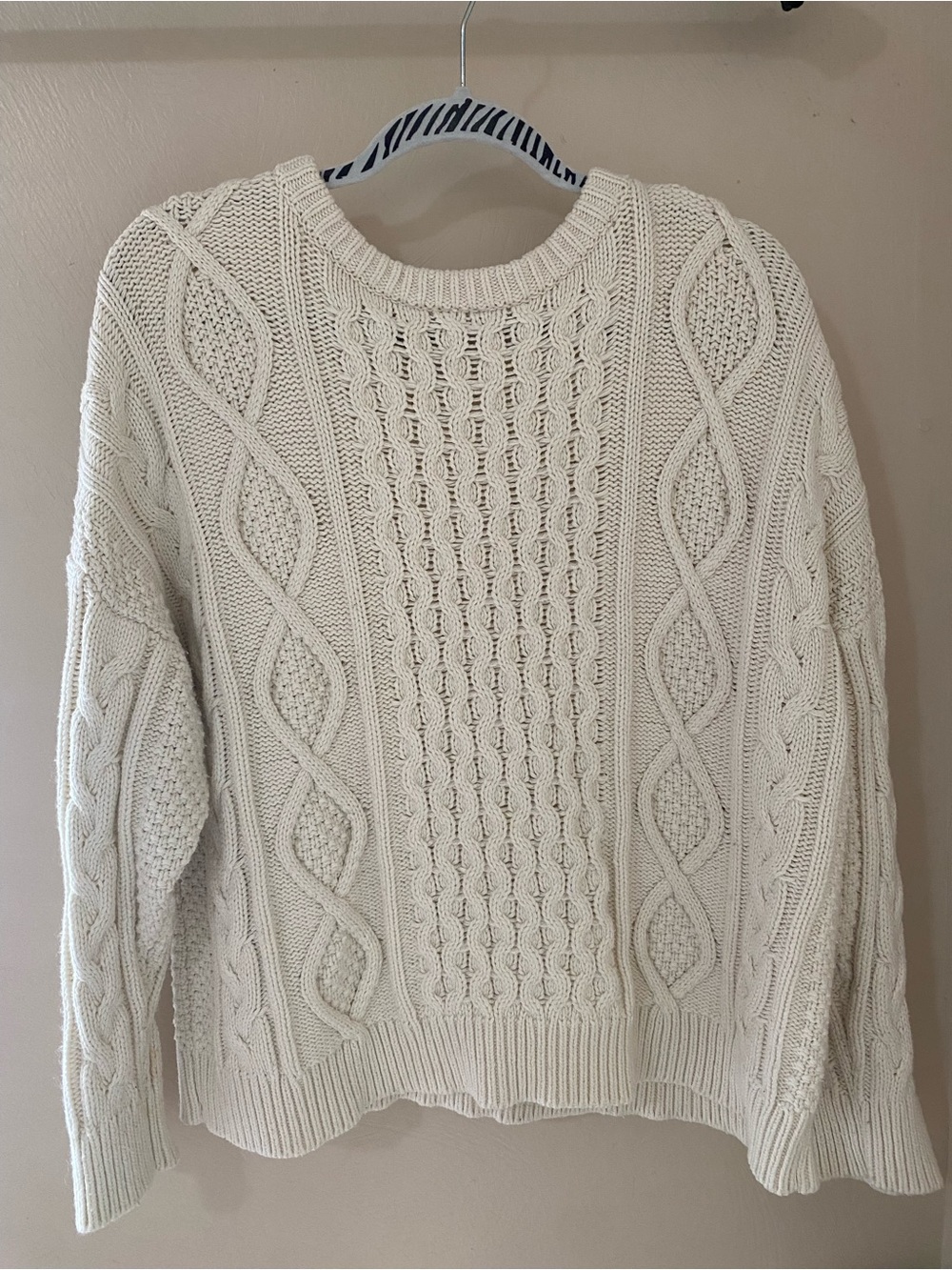 GAP Cream Cable Knit Crewneck Sweater